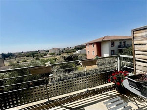 t2 à la vente -   30800  SAINT GILLES, surface 53 m2 vente t2 - UBI483946040